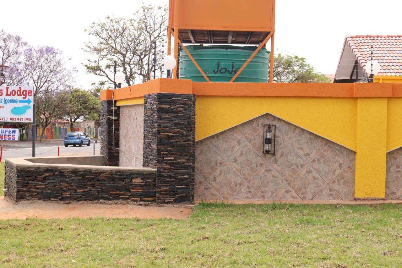 Princess Lodge Rustenburg Bagian luar foto